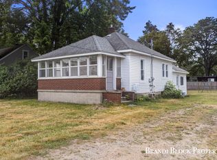 410 48th St SE, Kentwood, MI 49548