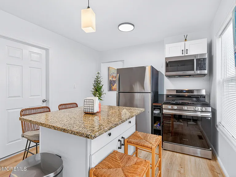 191 3rd Ave #1 — Photo 7