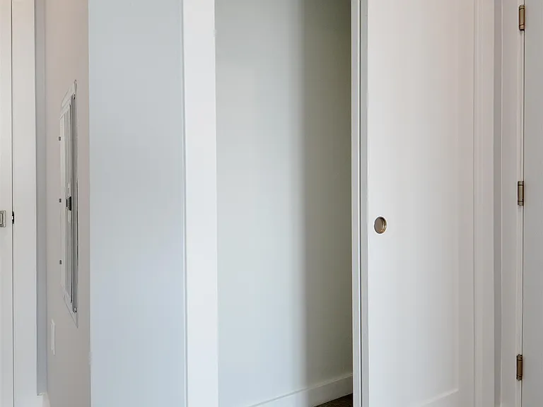 82 E 31st St #202 — Photo 11