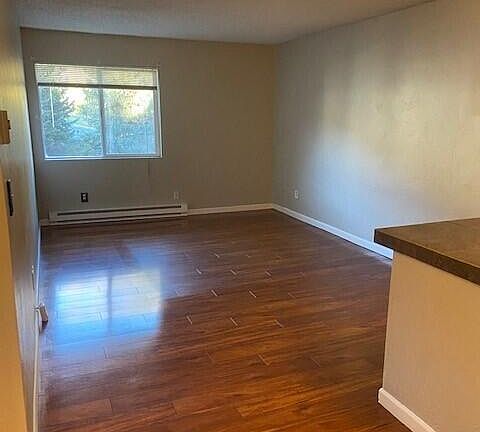4th image of 871 W Beaver Creek Blvd Suite A18