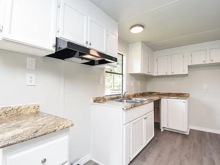 12547 Roy Harris Loop — Photo 40