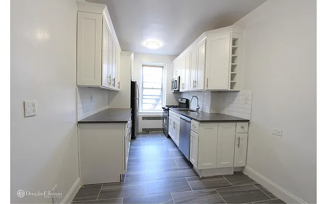 Rented by Douglas Elliman | media 7