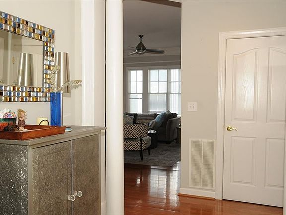 4th image of 850 Piedmont Ave NE Unit 1610