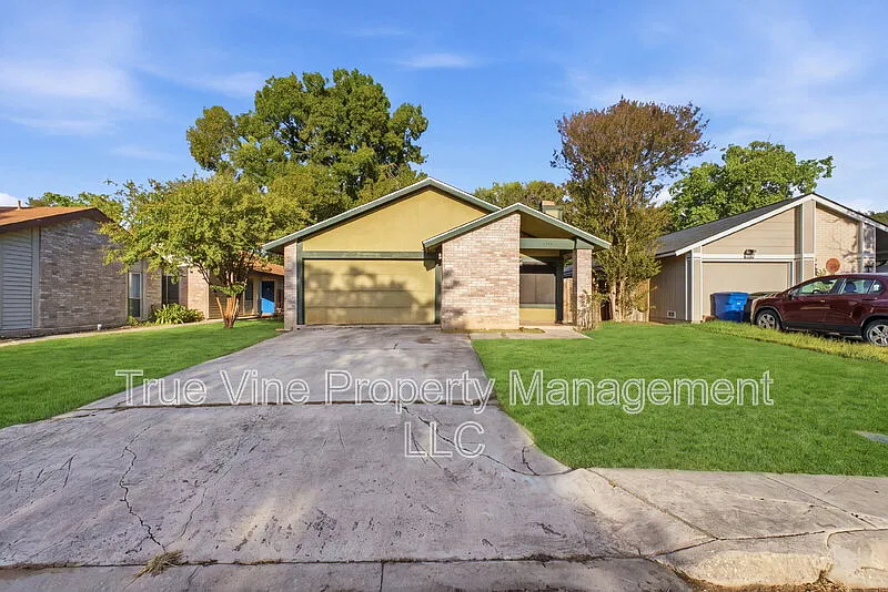 3 bed, 2.0 bath, 1154 sqft, $1,500 — Photo 3