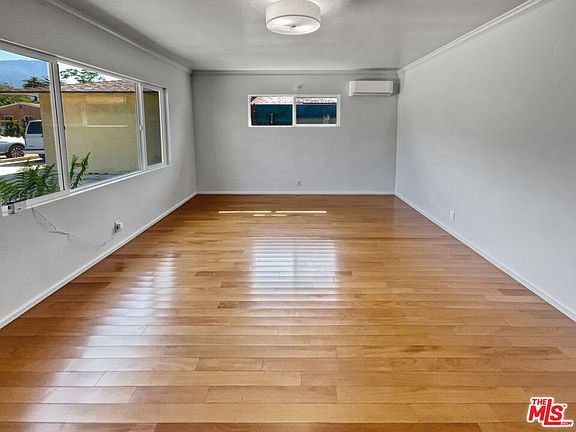 4th image of 2211 Casitas Ave