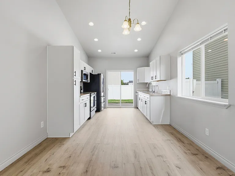 1426 N Brookhaven Ln — Photo 6