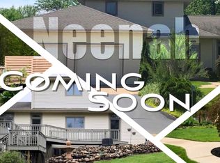 3571 Golf Wood Dr, Neenah, WI 54956