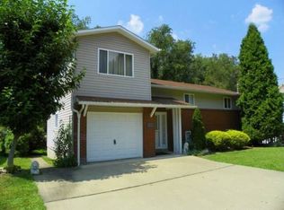 1111 Rostraver St, Monessen, PA 15062