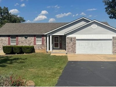 1662 Neff Rd, Saint Clair, MO, 63077