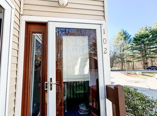 61 Perry St UNIT 102, Putnam, CT 06260