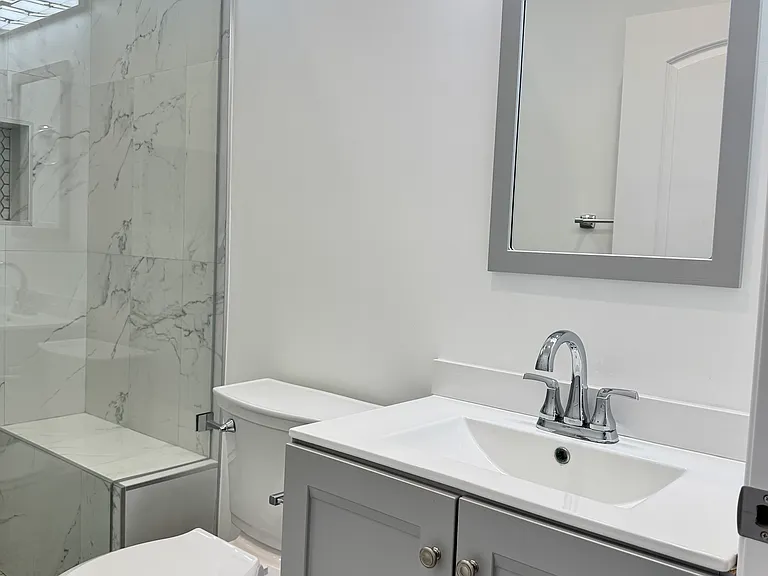 11577 Garrick Ave — Photo 8