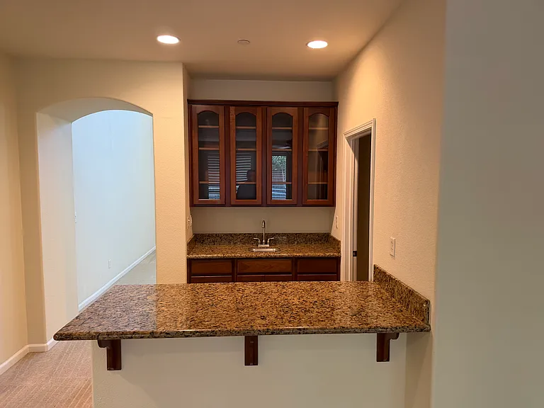 1427 Wyndham Ln — Photo 34