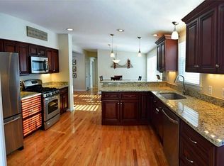 250 Elena St, Cranston, RI 02920