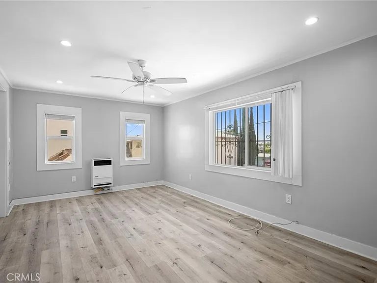 1643 S Catalina St #1/4 — Photo 5