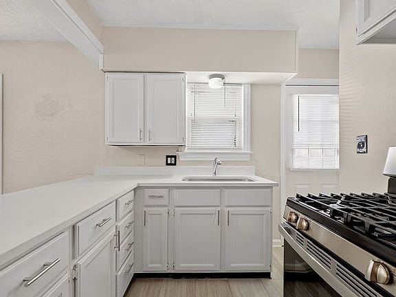 5th image of 39 N Catherwood Ave