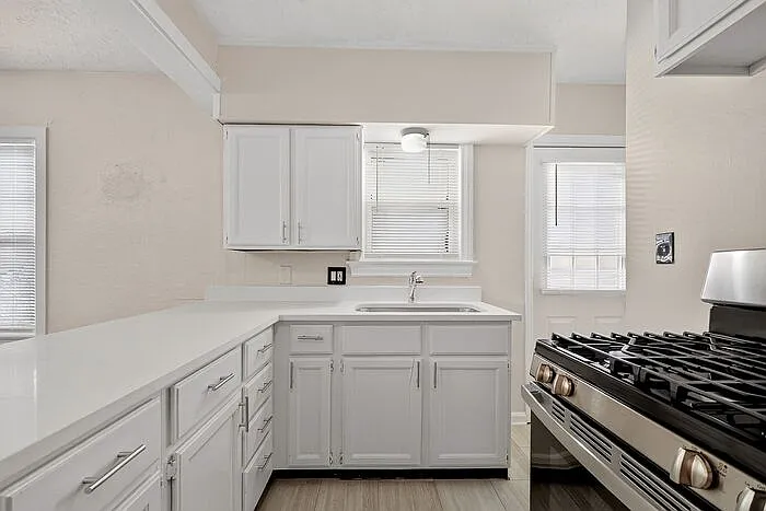 39 N Catherwood Ave — Photo 5