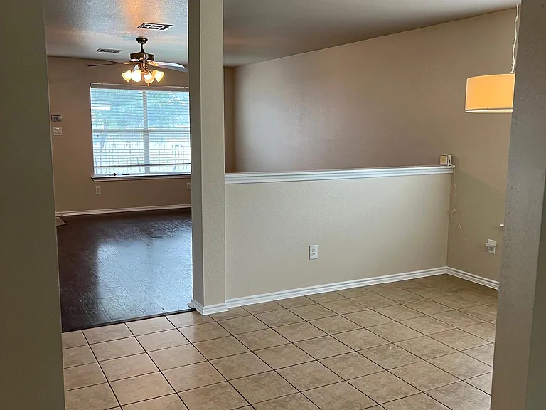 1604 Corn Hill Ln — Photo 11