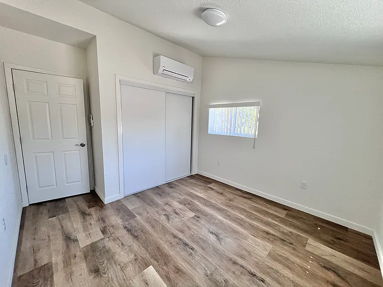 14475 Foothill Blvd #10 — Photo 19