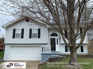 4 Yellowstone Ct, Saint Peters, MO 63376