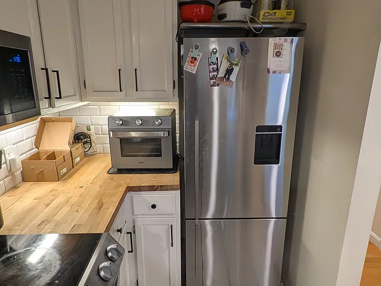 60 Gibson St #210 — Photo 8
