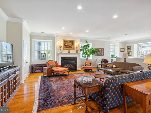 619 Catharine St Unit C, Philadelphia, PA 19147