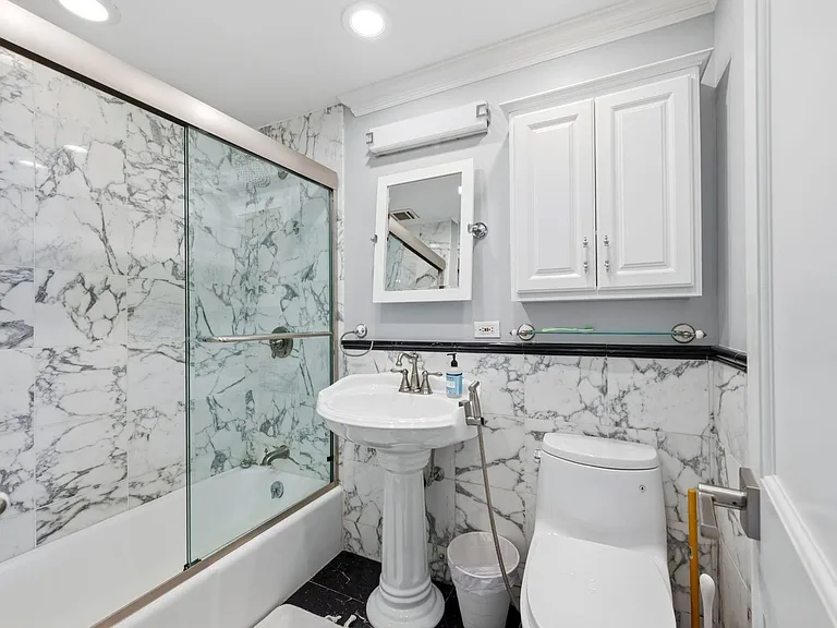 65 E India Row #39C — Photo 18