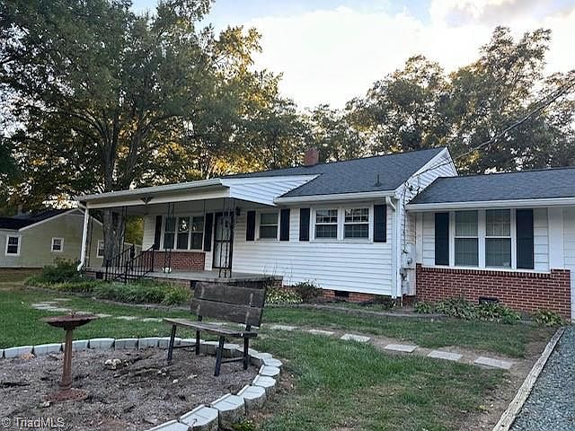 1st image of 4305 Pineneedle Dr