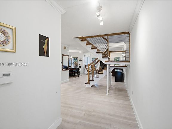 5th image of 2822 N 34th Ave