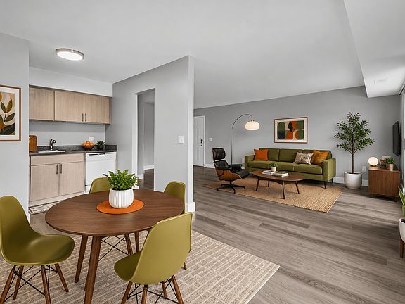 5th image of 18800 Innsbrook Dr #741-2W