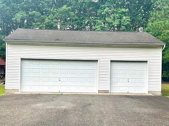 4th image of 45790 Aberdeen Ln
