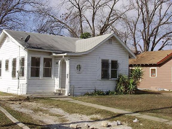 2nd image of 725 Naylor St