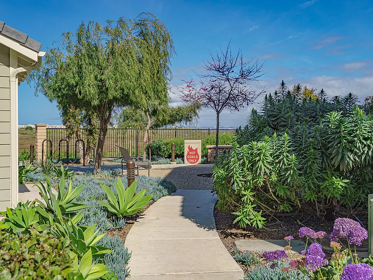 512 Heron Ln #1 — Photo 11