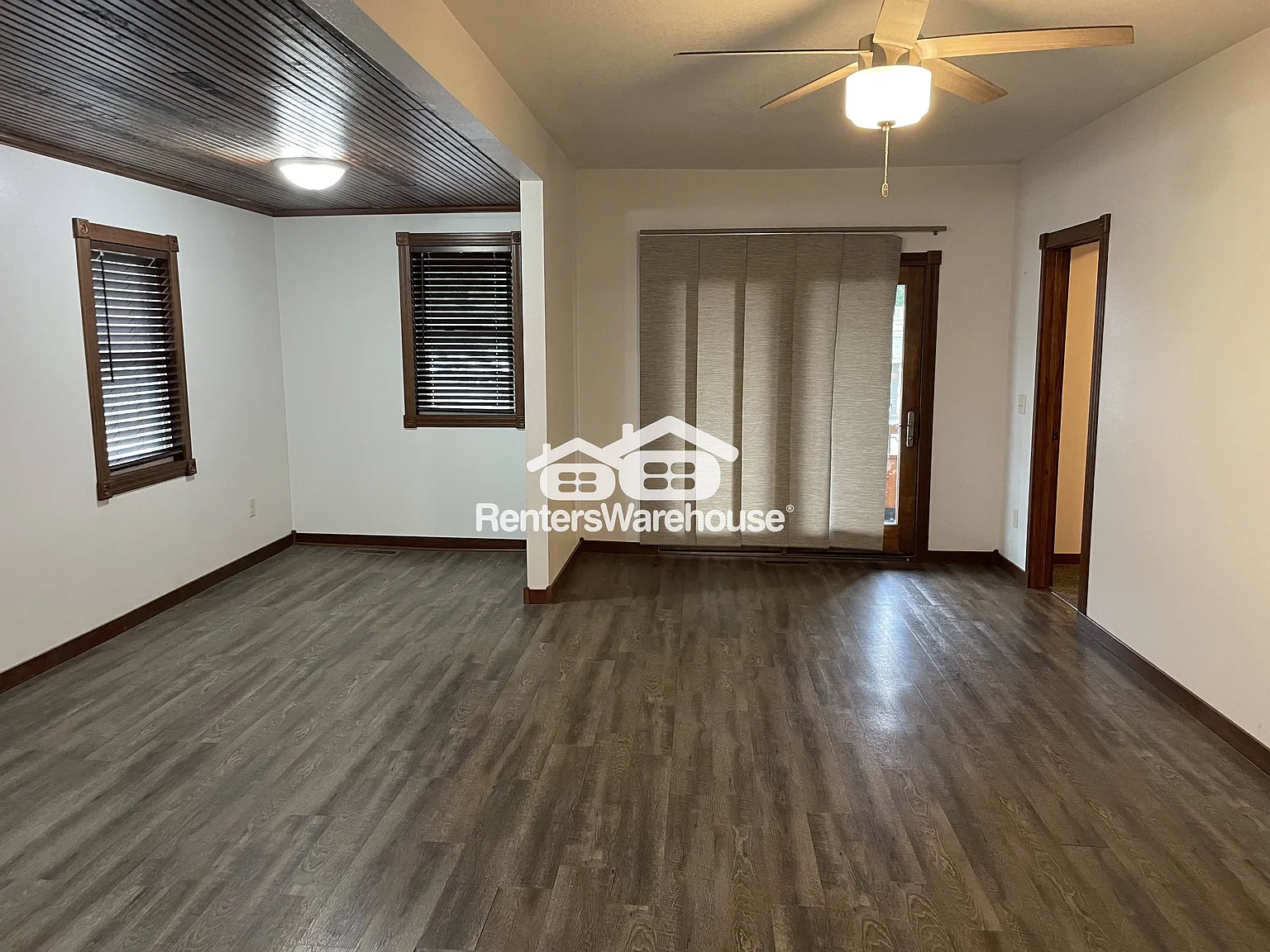 Updated 3BR Downtown Amery Main-floor Unit | Lake View, In-Unit Laundry, Balcony + 2 Parking Spaces — Photo 3