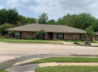1401 Carriage Ln, Garland, TX 75043