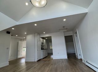 886 Grafton St #2, Worcester, MA 01604