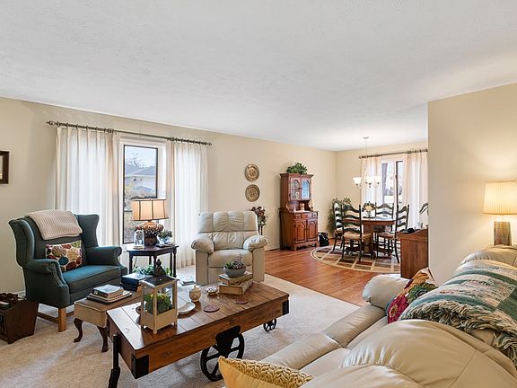 5th image of 4501 N Wheeling Ave #7A