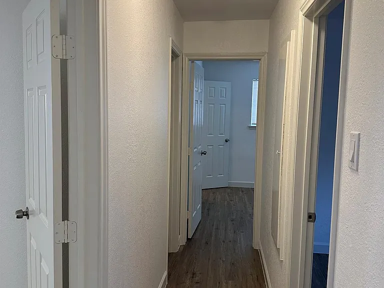 934 Bacliff Dr — Photo 24