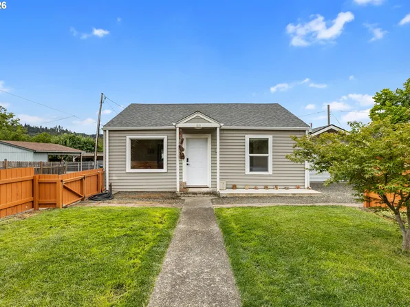 1331 NE Klamath Ave, Roseburg, OR 97470