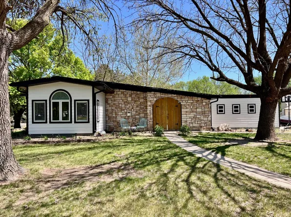 225 W Webster St, Mankato, KS 66956