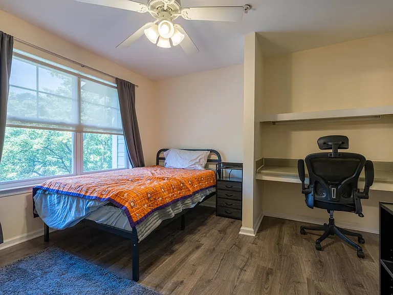 833 Old Greenville Hwy #1036 — Photo 4