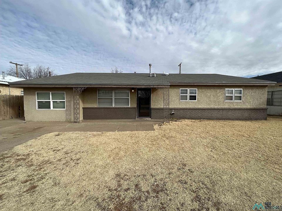1st image of 824 W Manana Blvd
