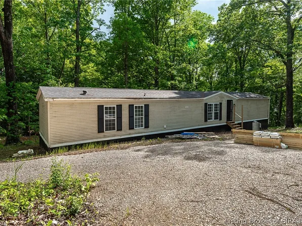 10539 Camp Louanna Road, Elizabeth, IN 47117