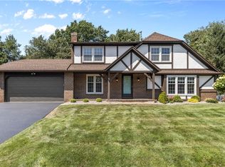 42 Havelock Dr, Rochester, NY 14615