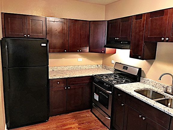 5th image of 7656-58 S Evans Ave #1