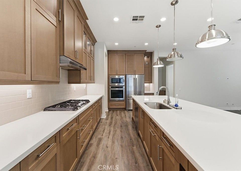 1st image of 4725 Flora Park Way