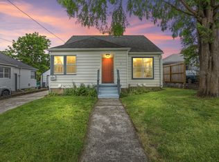 6824 N Commercial Ave #A, Portland, OR 97217