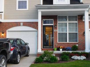 4908 Green Ct, Shelby Township, MI 48317