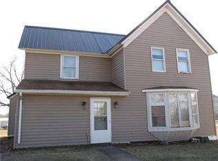 205 Exchange St, Luzerne, IA 52257