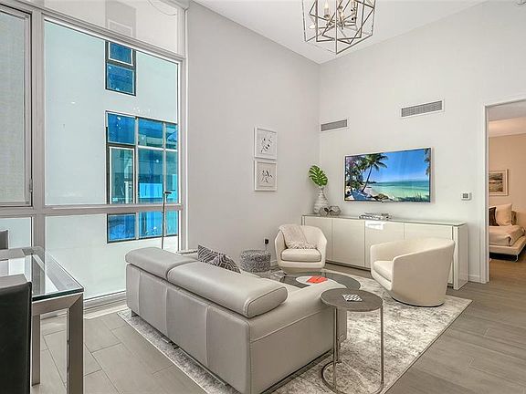 5th image of 1350 5th St #106