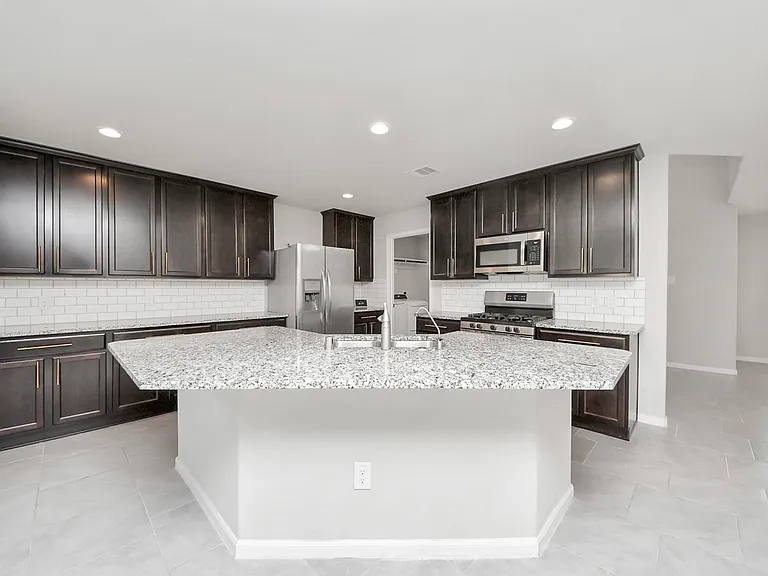 6934 Rosalina Landing Ln — Photo 7